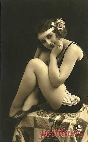 Ретро-дамы - Старинные купальные костюмы и купальщицы