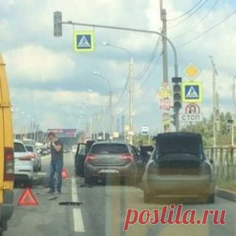 В Петербурге ДТП с шестью машинами заблокировало движение (19): Яндекс.Новости