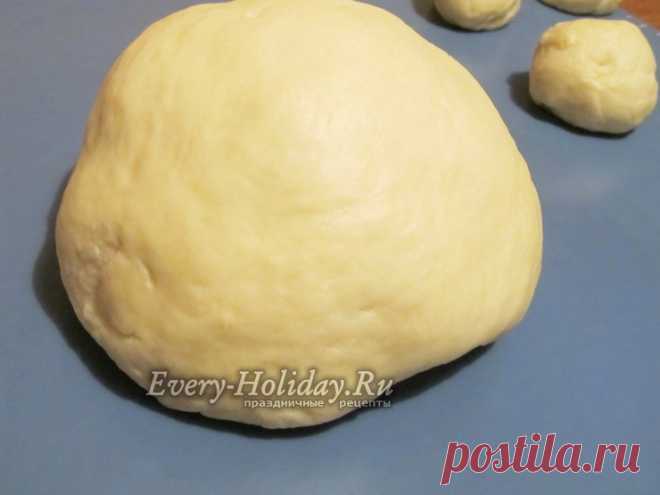 Тесто для пышных пирожков в духовке с сухими дрожжами, рецепт с фото