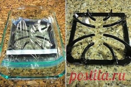 10 ДЕЛЬНЫХ СОВЕТОВ ДЛЯ УБОРКИ, ПОСЛЕ КОТОРОЙ ТВОЙ ДОМ БУДЕТ СИЯТЬ ЧИСТОТОЙ!(продолжение)
4. Решетка на плите 
Решетка будет выглядеть, как новая, если ты проделаешь с ней такой трюк. Поставь решетку в пластиковый пакет, добавь туда 3 столовые ложки нашатырного спирта. Оставь решетку лежать в спирте на 12 часов. Никакой грязи не останется!