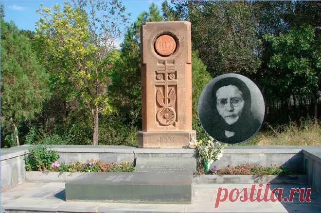 Ուխտի Ճանապարհներ. Սօսէ Մայրիկի Վերաթաղուած Գերեզմանին Դիմաց
ՎԵՀՈՒՆԻ ՄԻՆԱՍԵԱՆ
Հայրենիքի վերանկախացումէն տասնեակ մը տարի ետք,առաջին զբօսապտոյտիս բախտը ունեցայ Եռաբլուրի մէջ այցելելու մանկութենէս զիս մեծապէս տպաւորած մեր ազգային-ազատագրական շարժման պանծալի հերոսներէն`Առիւծ Սերոբի մարտնչումներուն մասնակից իր կողակիցին`Սօսէի գերեզմանը այցելելու:
«Ձայն տուաւ Սօսէն,Սերո՛բ ջան,հոս եմ,
Զինուած պատրաստուած`ձայնիդ կը սպասեմ.
Քեզի հետ կռուելու,քու կողքին մեռնելու
Ամէն օր,ամէն ժամ պատրաստ է Սօսէն»: