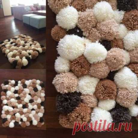 Коврик из помпонов