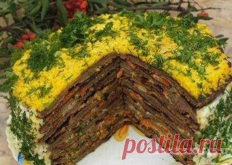 Печёночный торт с грибами
Ингредиенты
Для печеночных блинчиков:
Свиная печень-500 гр.
Сметана - 2 столовые ложки
Мука - 2 столовые ложки
Яйцо куриное - 1 шт.
Репчатый лук - 1 небольшая головка
Соль, перец, приправы.
Для начинки:
Шампиньоны - 6 штук.
Лук репчатый - 3 маленьких головки, или один большой.
Морковь - 1 шт.
Чеснок - 2 дольки.
Майонез 2-3 столовых ложки
Сметана - 1-1,5 столовых ложки.