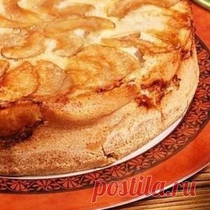 Шарлотка с яблоками