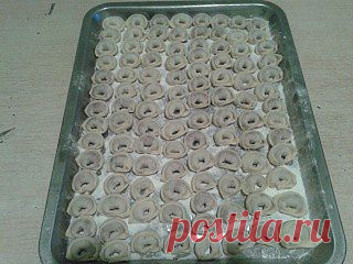 Очень быстрый способ лепки пельменей (ручной).