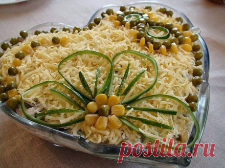Лучшие кулинарные рецепты: &quot;Салат с курицей грибами и сыром&quot;