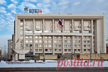 Группа ВТБ снизила ставки по ипотеке в новостройках 
Кроме того, предусмотрены льготы для учителей, врачей и госслужащих  Банки группы ВТБ объявили о снижении на 0,6 процентного пункта процентных ставок по ипотеке на приобретение квартир в новостройках…