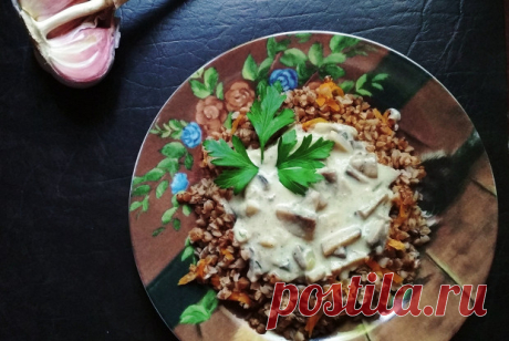 Гречка с грибной подливой рецепт – русская кухня, вегетарианская еда: основные блюда. «Еда»