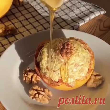 Печёные яблоки с творогом