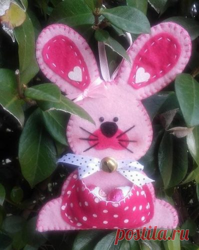 Coniglietto pasquale in feltro e pannolenci DIY – The Pocket Mama Blog