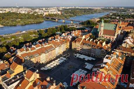 Украинская беженка продавала своих детей педофилам в Польше. В передаче своих приемных детей педофилам суд в Познани обвинил украинскую беженку, сообщает польская газета Wyborcza. Теперь украинке Светлане, чья фамилия не называется, грозит до 15 лет лишения свободы. В обвинительном заключении указывается, что она издевалась над детьми и передавала их педофилам за деньги.
