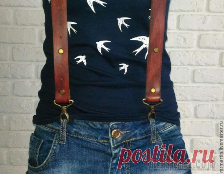 Как сделать кожаные подтяжки Нам понадобится — отрез шорно-седельной кожи длиной не менее 95 см, шириной не менее 8 см, 6 хольнитенов, кольцо металлическое диаметром 3 см, 3 карабина на 3 см (ширина), 2 или 4 ременных винта, воск...