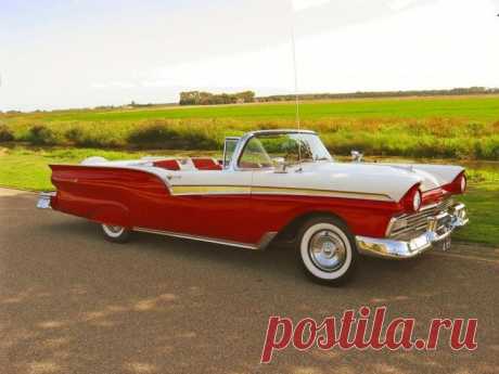 Ford Fairlane 500 1957