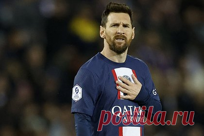 Болельщики ПСЖ освистали Месси перед матчем чемпионата Франции. Болельщики ПСЖ освистали аргентинского форварда Лионеля Месси перед матчем чемпионата Франции. Фанаты начали свистеть, когда во время объявления состава на матч 35-го тура с «Аяччо» прозвучала фамилия Месси. При этом фамилию Килиана Мбаппе на стадионе «Парк де Пренс» встретили овациями.