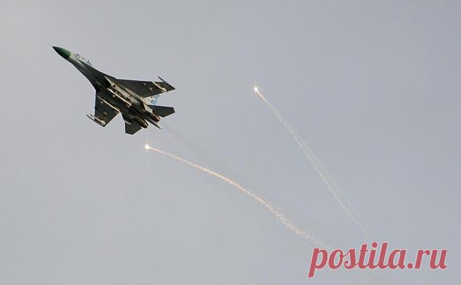 FT узнала о передислокации самолетов ВСУ со Storm Shadow. Источники FT сообщили, что Россия наносит удары по аэродромам, откуда запускают самолеты с дальнобойными ракетами. 11 августа был нанесен удар по аэродрому в Ивано-Франковской области, сообщало российское Минобороны