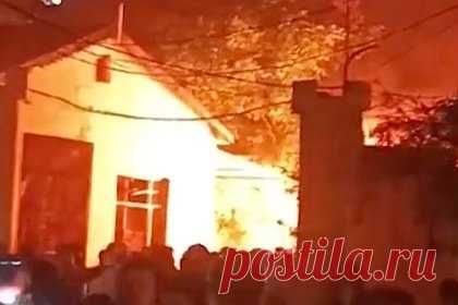Толпа разгневанных мусульман избила и сожгла туриста за осквернение Корана