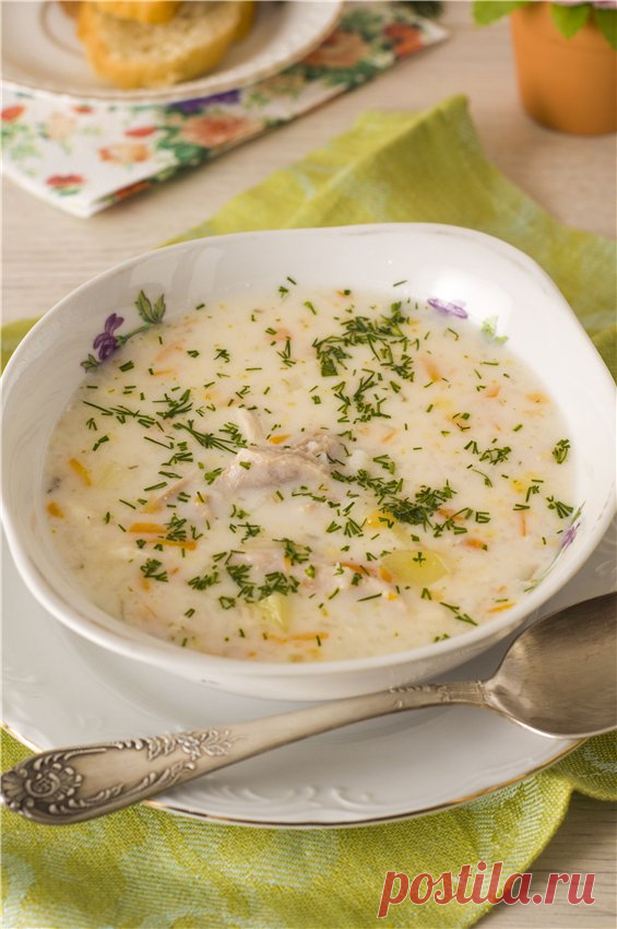 Сырный суп с курицей и рисом. 2/100 Этот суп один из любимых у моего мужа. Суп получается сытным и со сливочно-сырным вкусом. Порция из этого кол-ва ингредиентов получается большая, кастрюля на 4…