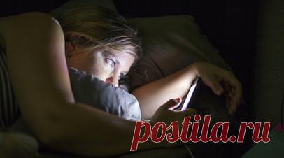 Ментор по саморазвитию Алексеев: снижение времени у экрана позволит улучшить сон. Предприниматель, ментор по саморазвитию Андрей Алексеев рассказал, что снижение времени у экрана позволит улучшить сон. Читать далее