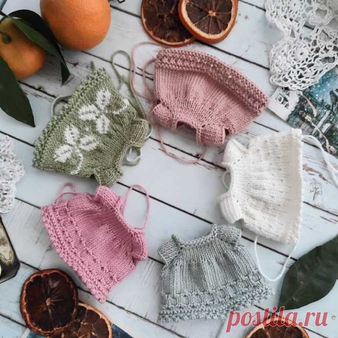 Платье для куколки, вяжем спицами