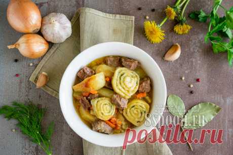 Нудли с мясом и картошкой по-украински - 8 ЛОЖЕК Сегодня готовим нудли с мясом и картошкой по-украински. По сути это галушки, завернутые в виде рулет