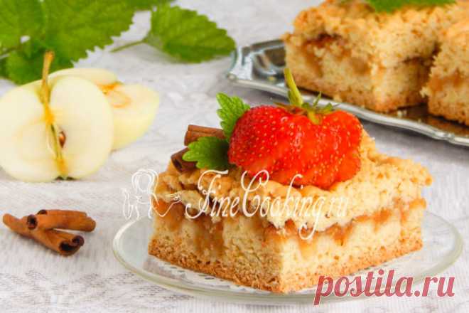 Тертый пирог с яблоками