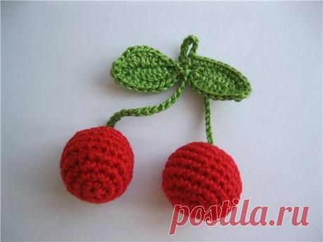 Вязаные ягоды: вязаная вишня, вязаная черешня