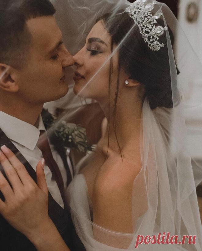 13вещей, которые паре нужно обсудить до свадьбы
Разногласия и дефицит общения-это основные причины, по которым рушатся браки. Если парень с девушкой хотят прожить вместе долгую и счастливую жизнь, они должны они должны обсудить друг с другом свои ожидания, прежде чем официально узаконят свои отношения. Так они уже будет знать, чего им ждать от семейной жизни. Небольшой список тем, которые стоит обсудить до […]
Читай пост далее на сайте. Жми ⏫ссылку выше