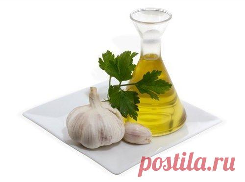 ЧЕСНОЧНОЕ МАСЛО С КОРИАНДРОМ И ПЕТРУШКОЙ