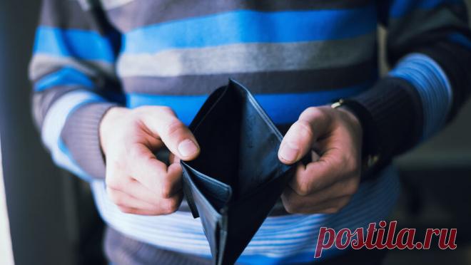 В Челябинской области мужчина расправился с должником из-за 60 тысяч рублей. Житель Кыштыма жестоко избил мужчину из-за долга, сообщает СУ СК России по Челябинской области. В Кыштыме задержали 28-летнего местного жителя, который обвиняется в причинении тяжких телесных повреждений 41-летнему мужчине. По данным ...