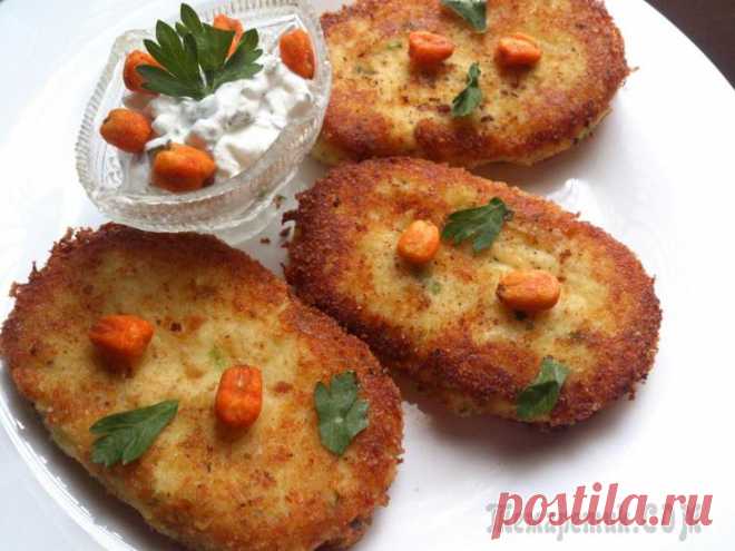 Картопляники творожные Очень вкусное и простое блюдо украинской кухни с разными вариациями. Можно приготовить с начинкой, а можно начинку добавить к картофельному пюре и получится ленивый вариант. У меня ленивый вариант. От...