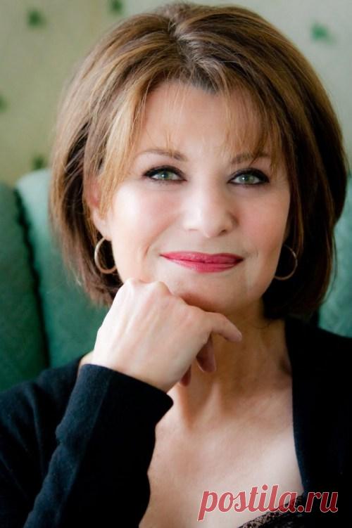90 классных и простых коротких причесок для женщин старше 50 лет