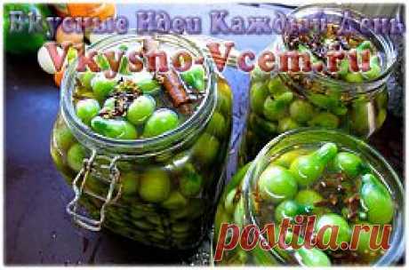 Пикули. Красиво оформленные домашние заготовки из овощей кажутся еще вкуснее. Пикули - овощное ассорти из «мини» овощей прекрасно дополнят праздничный стол. Рецепт подразумевает пряный посол. Используйте только ароматные натуральные добавки. Они делают овощи не только вкусными, но и полезными.