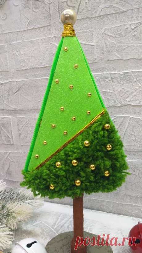 Bring the festive spirit to life with this simple and creative DIY Christmas tree idea! ✨ Perfect for adding a cozy and unique touch to your holiday decor. 🎁🎄

#DIYChristmasTree #HolidayCraft #ChristmasDecor #CreativeIdeas