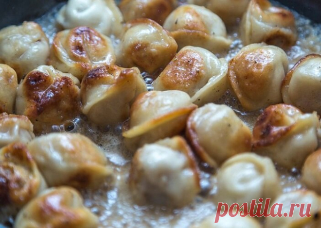 Новый способ жарить пельмени. Получатся вкусно даже невкусные магазинные | Кулинарный техникум | Яндекс Дзен