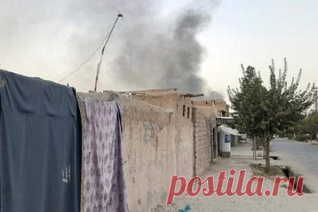 Несколько ракет упали в Кабуле. Около электростанции на северо-западе Кабула упало несколько ракет. По данным агентства Aamaj News, падение реактивных снарядов спровоцировало пожар. Информация о нанесенных повреждениях и возможных жертвах и пострадавших в результате атаки в афганской столице на данный момент уточняется.