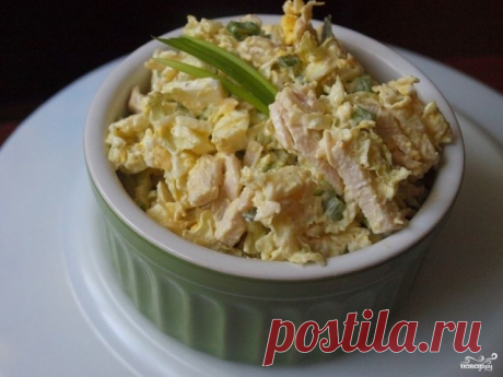 Салат из пекинской капусты с курицей