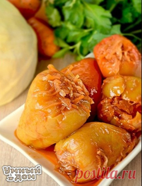 Перец фаршированый капустой - Зима будет вкусной!!! Ингредиенты Капуста б/к 0,8 кг. Перец сл. 1 кг. Морковь(крупная) 0,2 кг. Соль 2,5 ст.л. Вода 0,8л. Томат-паста 2 ст.л. Уксус 9% 70 мл. Масло раст. 200 мл. Сахар 100 гр. Как приготовить Овощи вымыть,перец очистить от семян,морковь почистить. Капусту нашинковать соломкой,морковь натереть на &quot;корейской&quot; терке. Смешать морковь и капусту,добавить 1,5 ст.л соли,перемешать-перетереть и оставить в покое на 1 час. Перец нафаршировать…
