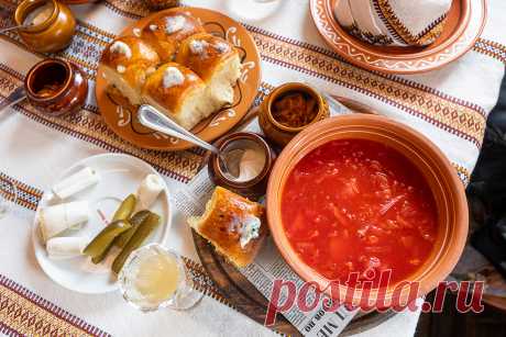 Наваристый и невероятно вкусный: раскрыт секретный ингредиент для идеального борща