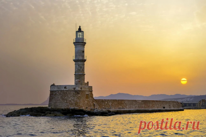Величественные и непокоримые: 11 самых оригинальных и красивых маяков в мире - RuNews24.ru - 15.12.2021