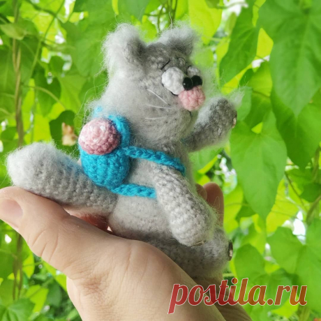 Бесплатное описание амигуруми мастер-класс крючком магнит кот-воришка