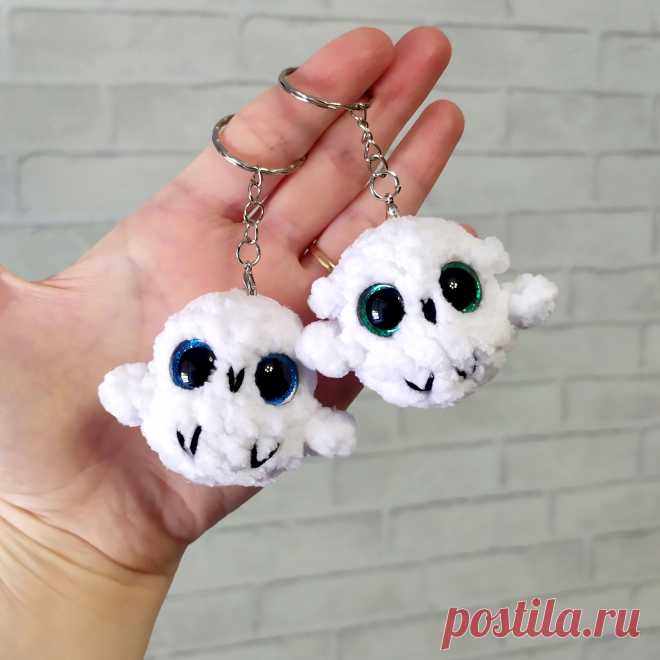PDF Совёнок крючком. FREE crochet pattern; Аmigurumi toy patterns. Амигуруми схемы и описания на русском. Вязаные игрушки и поделки своими руками #amimore - плюшевая сова, маленький совёнок из плюшевой пряжи, совушка, птица, птичка.