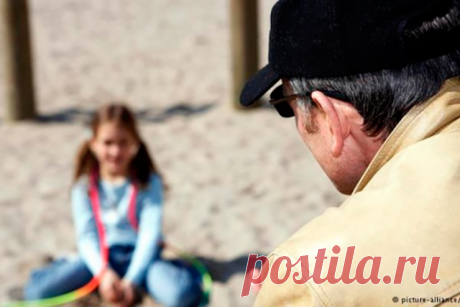 Мудрость мамы спасла жизнь ребенку! Возьмите на вооружение этот прием!
Мудрость мамы спасла жизнь ребенку!
Возьмите на вооружение этот прием!
К восьмилетней девочке на улице подошел незнакомец и позвал ее с собой. Он сказал, что с ее мамой что-то случилось, и она прис…