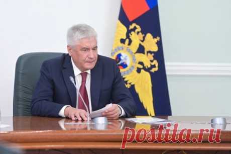 Владимир Колокольцев наградил российских журналистов. Среди награжденных — редактор отдела политики АО «Аргументы и Факты» Екатерина Барова.