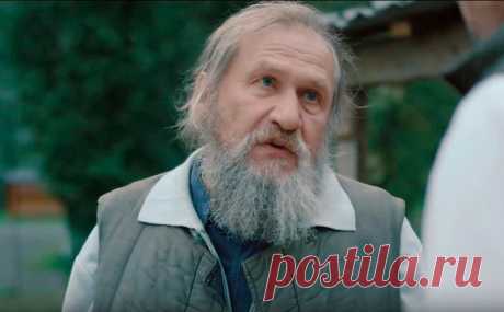 В Москве нашли мертвым актера Владимира Ипатова. Актер Владимир Ипатов, снимавшийся в сериалах «Физрук», «Папины дочки» и «Интерны», обнаружен мертвым в квартире на юго-западе Москвы.