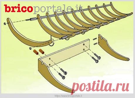 Настенная вешалка из деревянных плечиков для одежды | Идеи домашнего мастера