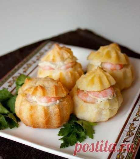 Закусочные профитроли со сливочным кремом и креветками | Закуски | Рецепты | Online.ua