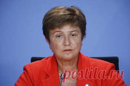 В МВФ предупредили о рисках для мировой экономики из-за омикрон-штамма. Международный валютный фонд (МВФ) предупредил о рисках для мировой экономики из-за распространения омикрон-штамма коронавируса. Как заявила директор-распорядитель МВФ Кристалина Георгиева, по этой причине темпы восстановления могут сократиться. МВФ снизит октябрьские прогнозы глобального роста.