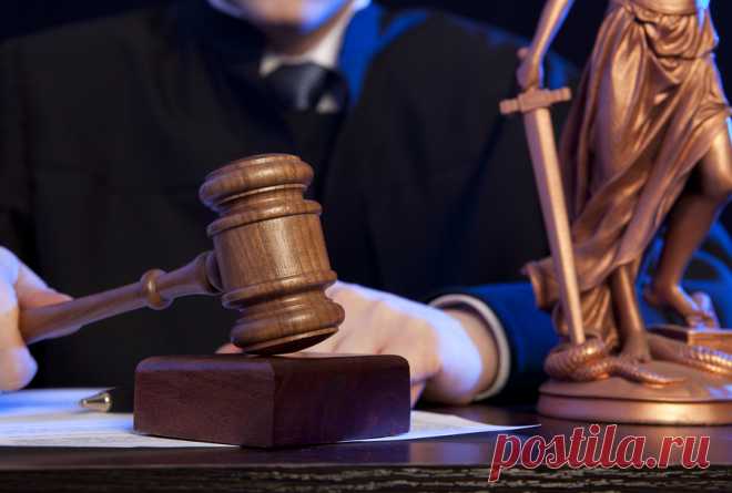 В России отец изнасилованной 14-летней девочки убил насильника дочери прямо в зале суда