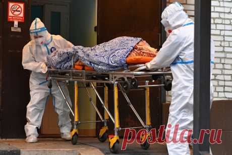 Россиянам рассказали о неожиданно изменившихся первых симптомах коронавируса. Группа российских медиков сообщила, что осенью коронавирусная инфекция неожиданно сменила первые симптомы. Главы профсоюза фельдшеров и работников скорой Дмитрий Беляков сообщил, что пациенты с коронавирусом не обращаются вовремя к врачу, потому что изменившиеся симптомы на первых этапах легко спутать с гриппом.