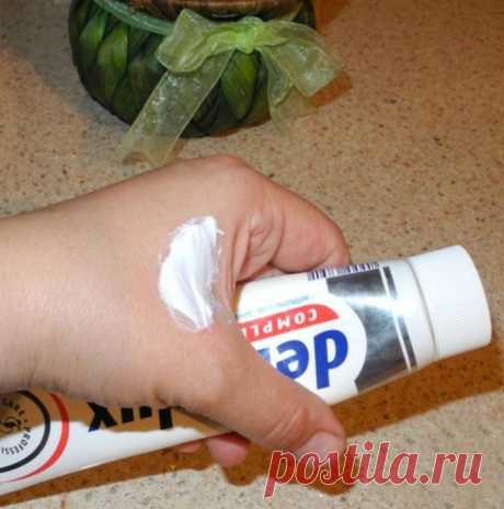 19 бытовых проблем, справиться с которыми поможет тюбик зубной пасты